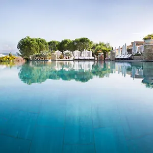 ***** Отель Terre Blanche Golf Франция